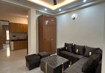 1 BHK Builder Floor For Rent in Saket