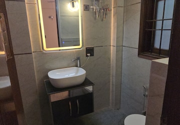 Kitchen in 3 BHK Builder Floor at East Of Kailash – for Sale