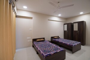 Bedroom in  Pg at Santacruz East – for Rent