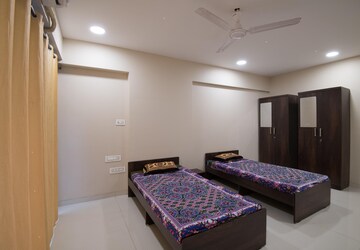 Bedroom in  Pg at Santacruz East – for Rent