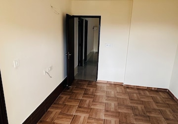 Room in 2 BHK Apartment at Himalaya Pride, Tech Zone 4 Greater Noida – for Sale