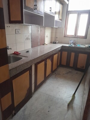Kitchen in 1 BHK Builder Floor at Rohini Sector 11 – for Rent