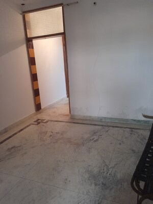 Furnished Amenities in 1 BHK Builder Floor at Rohini Sector 11 – for Rent