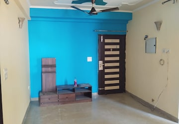 Room in 2 BHK Apartment at Omkar Royal Nest, Tech Zone 4 Greater Noida – for Sale
