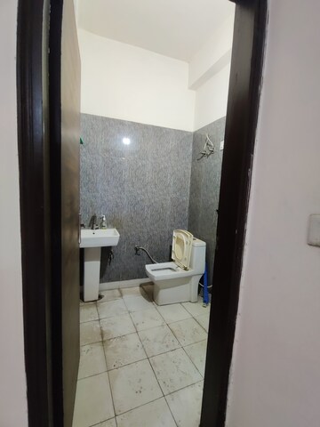Bathroom in 2 BHK Builder Floor at Vasundhara Sector 1 – for Rent