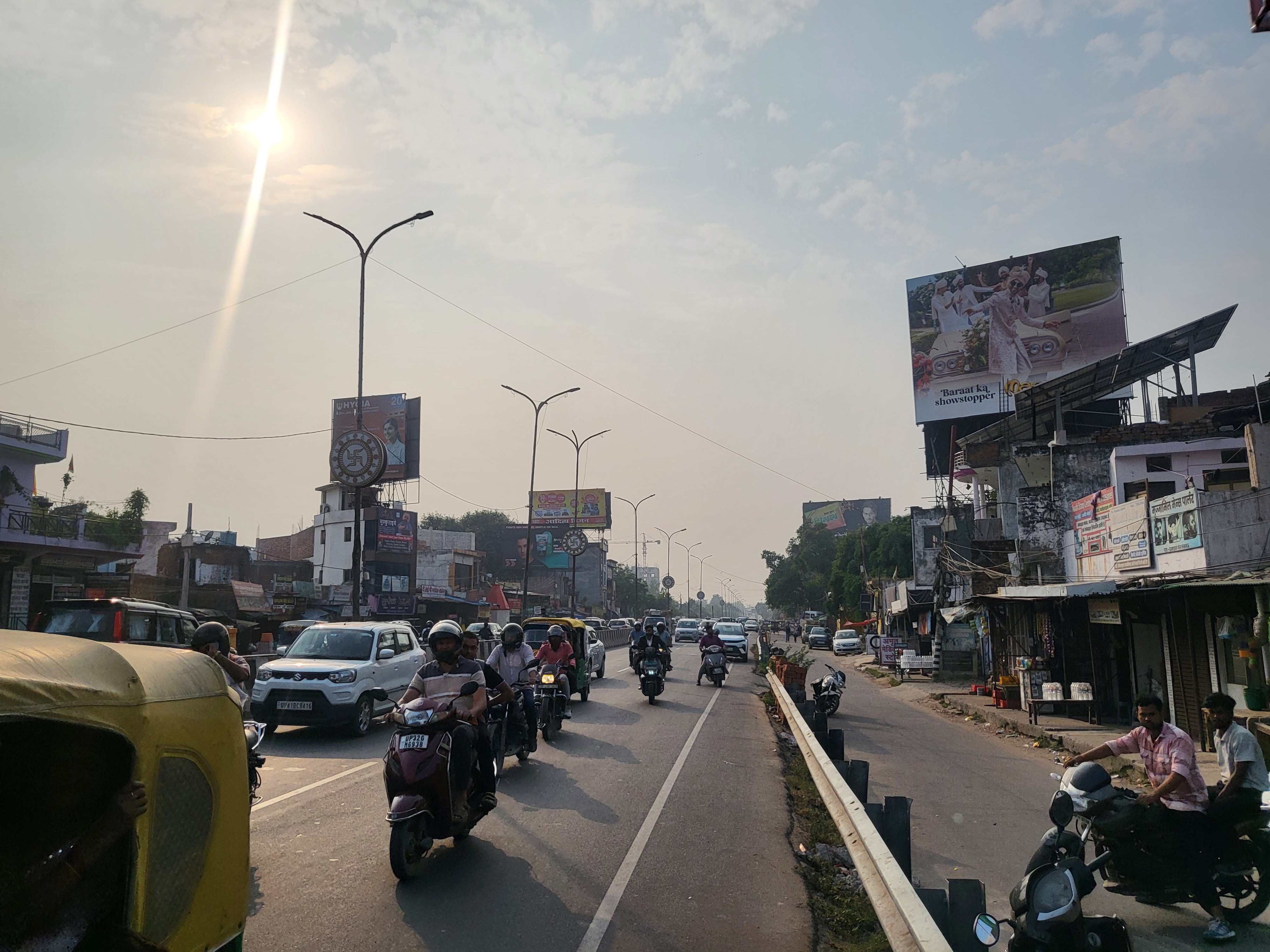 Showroom For Rent in Faizabad Road