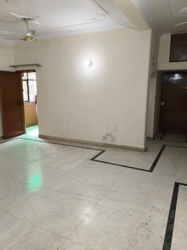 Room, express-view-apartment 2 Bedroom 1100 Sq.Ft. Apartment In Sector 93 Noida 9348607