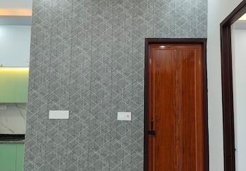 Furnished Amenities in 3 BHK Builder Floor at Govindpuram Residency, Govindpuram – for Sale