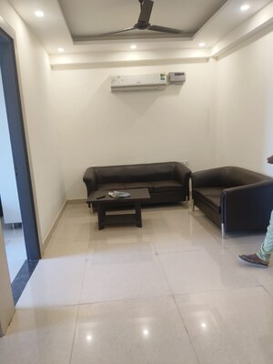 Team Area in 3 BHK Builder Floor at Sector 57 – for Rent