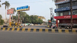  Showroom – Exterior View View at Mahanagar - for Rent