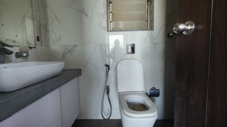Bathroom, neelkanth-greens 2 Bedroom 740 Sq.Ft. Apartment In Manpada Thane 9348697