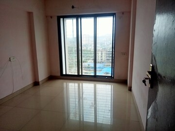 Room in 2 BHK Apartment at Chheda Prem Nagar Legacy, Mulund West – for Rent