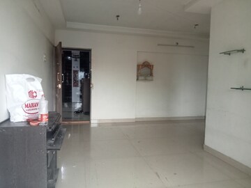 Room in 2 BHK Apartment at Chheda Prem Nagar Legacy, Mulund West – for Rent