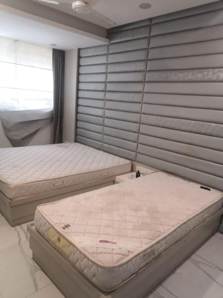 2 BHK 956 Sq.Ft. Apartment in Krishnamai Apartments