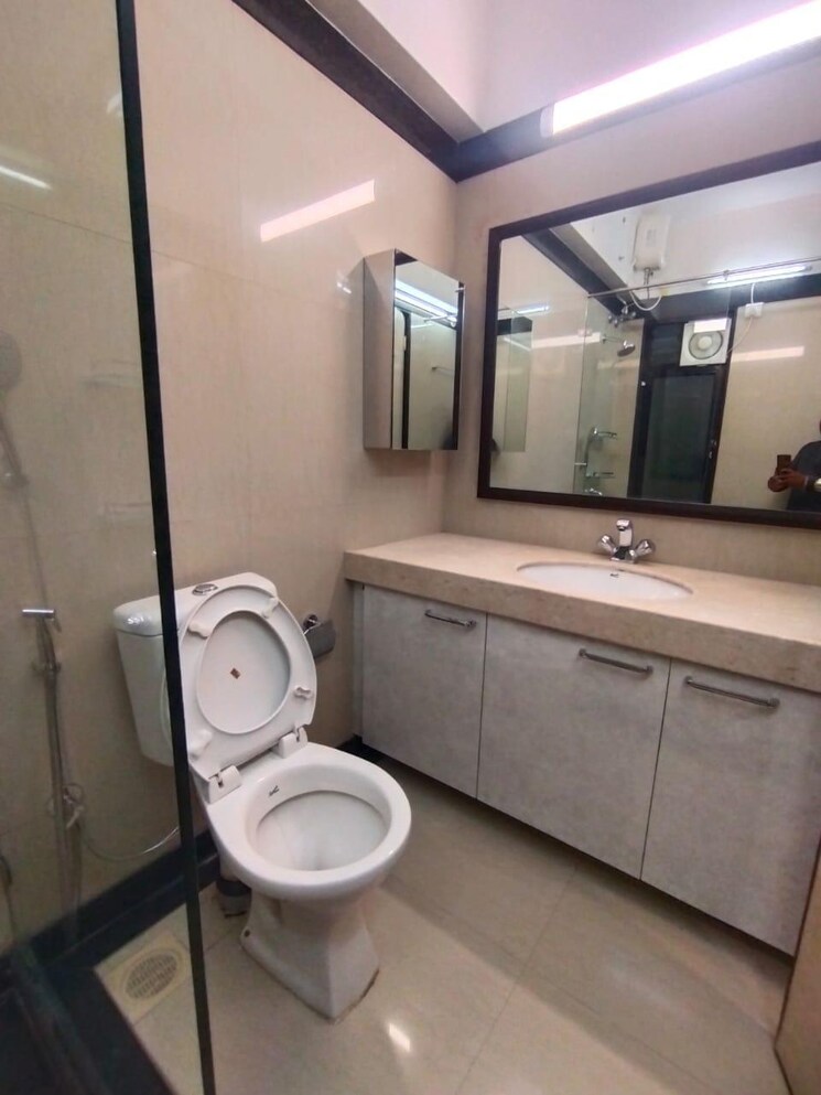 Bathroom, krishnamai-apartments 2 Bedroom 956 Sq.Ft. Apartment In Worli Mumbai 9348705