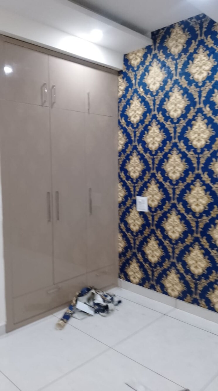 Room, sunshine-enclave 3 Bedroom 1350 Sq.Ft. Apartment In Vip Road Zirakpur 9348706