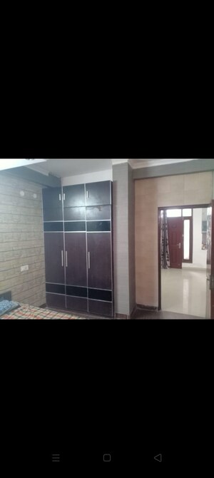 Room in 2 BHK Apartment at Surya Towers Zirakpur, Lohgarh – for Rent