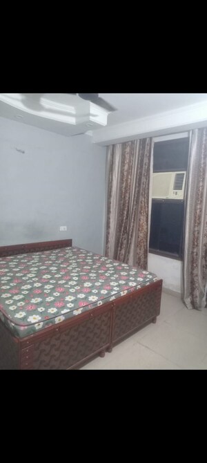 Bedroom in 2 BHK Apartment at Surya Towers Zirakpur, Lohgarh – for Rent