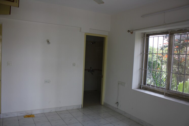 Bedroom, kolte-patil-floriana-estates 3 Bedroom 1806 Sq.Ft. Apartment In Koramangala Bangalore 9348712