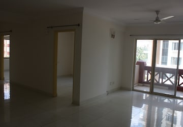 Room in 3 BHK Apartment at Kolte Patil Floriana Estates, Koramangala – for Rent