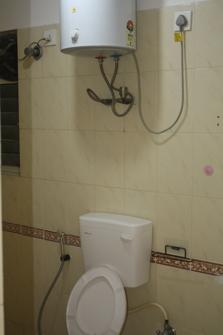 Bathroom, kolte-patil-floriana-estates 3 Bedroom 1806 Sq.Ft. Apartment In Koramangala Bangalore 9348712