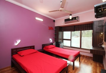Bedroom in  Pg at Chembur – for Rent