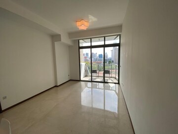 Room in 2 BHK Apartment at Silver Sand CHS, Andheri West – for Rent