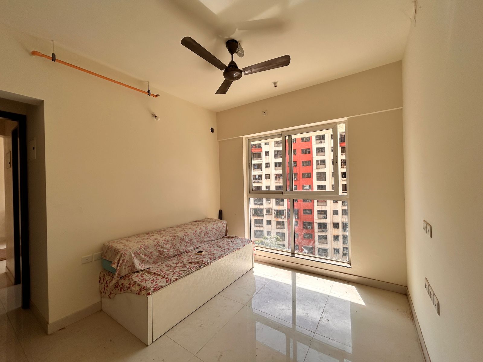 1 BHK + Extra Room 449 Sq.Ft. Apartment in Sheth Avante
