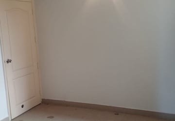 Room in 3 BHK Apartment at Orbit Apartments, Vip Road – for Rent