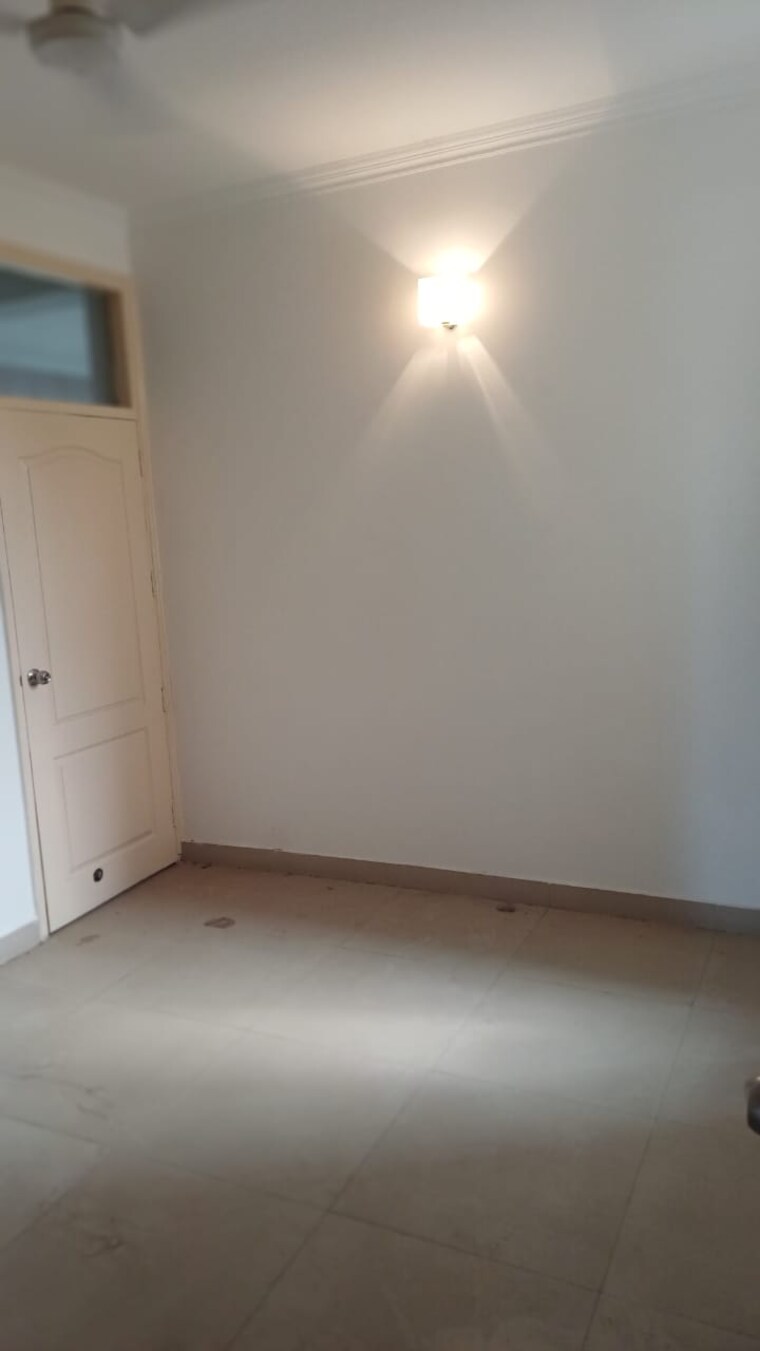 Room, orbit-apartments 3 Bedroom 2020 Sq.Ft. Apartment In Vip Road Zirakpur 9348750