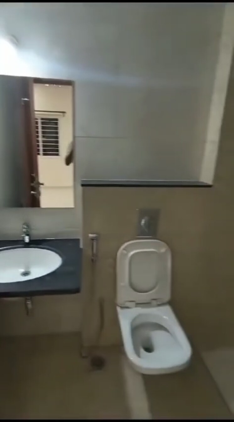 Bathroom, aparna-cyberscape 3 Bedroom 1945 Sq.Ft. Apartment In Nallagandla Hyderabad 9348784