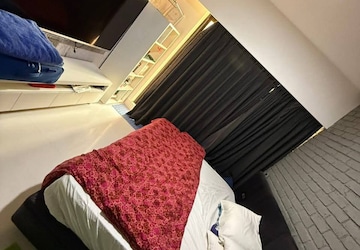 Bedroom in 3 BHK Apartment at Rustomjee Elita, Andheri West – for Sale