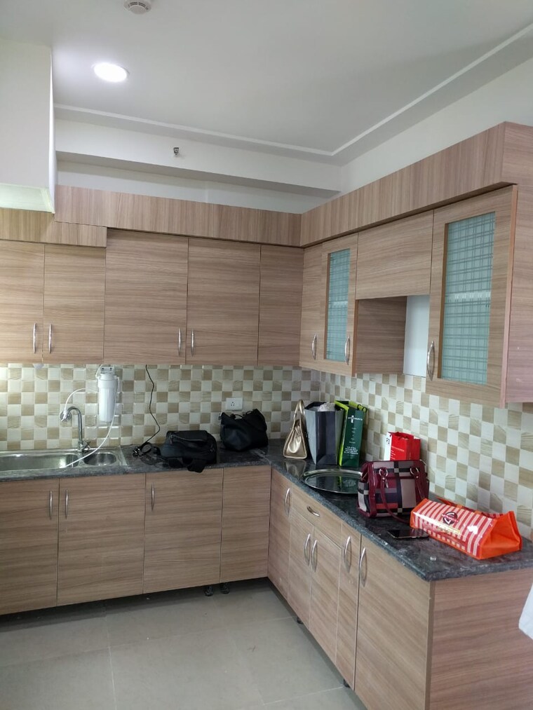 Bedroom, gaur-city-2-16th-avenue 2.5 Bedroom 1250 Sq.Ft. Apartment In Sector 16c Greater Noida Greater Noida 9348788