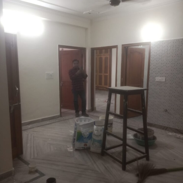 Living Room, vasant kunj 3 Bedroom 120 Sq.Yd. Apartment In Vasant Kunj Delhi 9348790