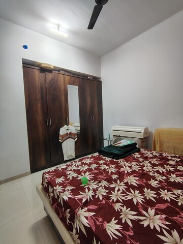 Bedroom in 2 BHK Apartment at Kalpataru Immensa, Kolshet Road – for Sale