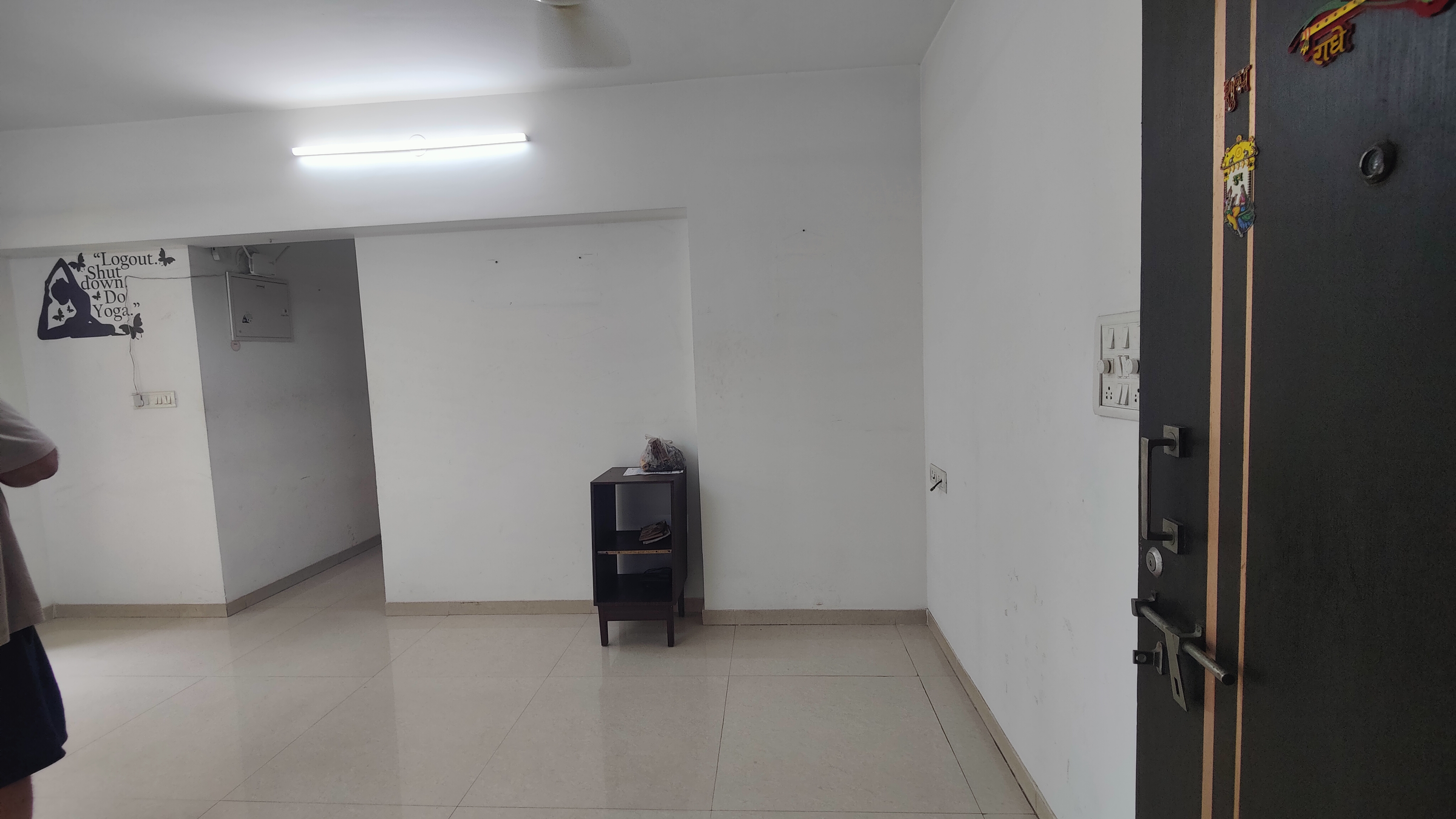 2 BHK + Extra Room Apartment For Rent in Cosmos Jewels