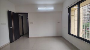 Room in 2 BHK Apartment at Cosmos Jewels, Ghodbunder Road – for Rent
