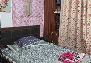 Bedroom in 2 BHK Apartment at Kharadi – for Rent