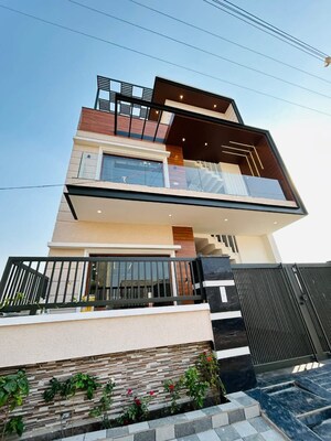 4 BHK Independent House For Sale in Sunny Enclave