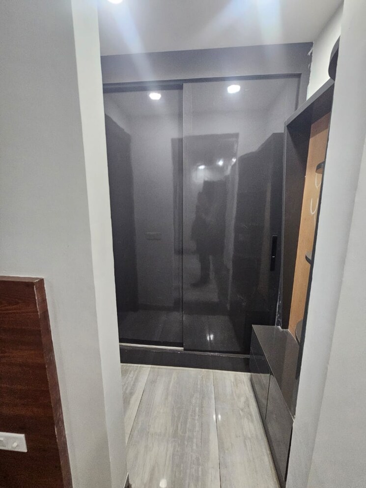 undefined, sector 52 2 Bedroom 180 Sq.Yd. Builder Floor In Sector 52 Gurgaon 9348808