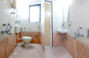 Bathroom in  Pg at Marol – for Rent