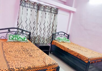 Bedroom in  Pg at Powai – for Rent