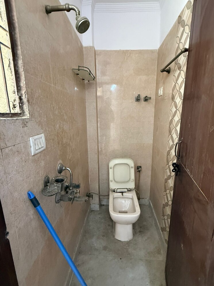 Bathroom, saket 1 Bedroom 450 Sq.Ft. Builder Floor In Saket Delhi 9348886