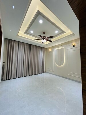 Room in 6 BHK Penthouse at Aerocity – for Sale