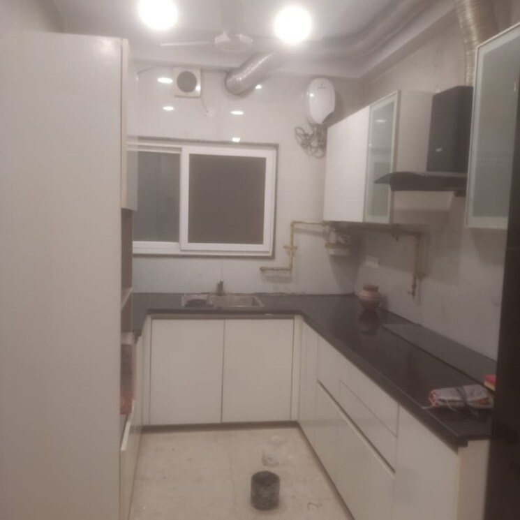 Kitchen, vasant kunj 3 Bedroom 150 Sq.Yd. Apartment In Vasant Kunj Delhi 9348901