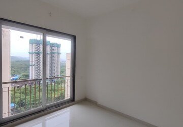 2 BHK Apartment For Rent in Paradigm Zenith Pushpanjali Residency Phase III, Ghodbunder Road