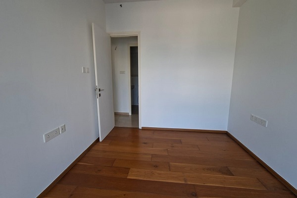 3 BHK 1100 Sq.Ft. Apartment in Godrej The Trees