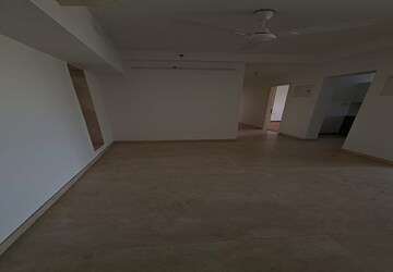 Room in 3 BHK Apartment at Godrej The Trees, Vikhroli East – for Rent