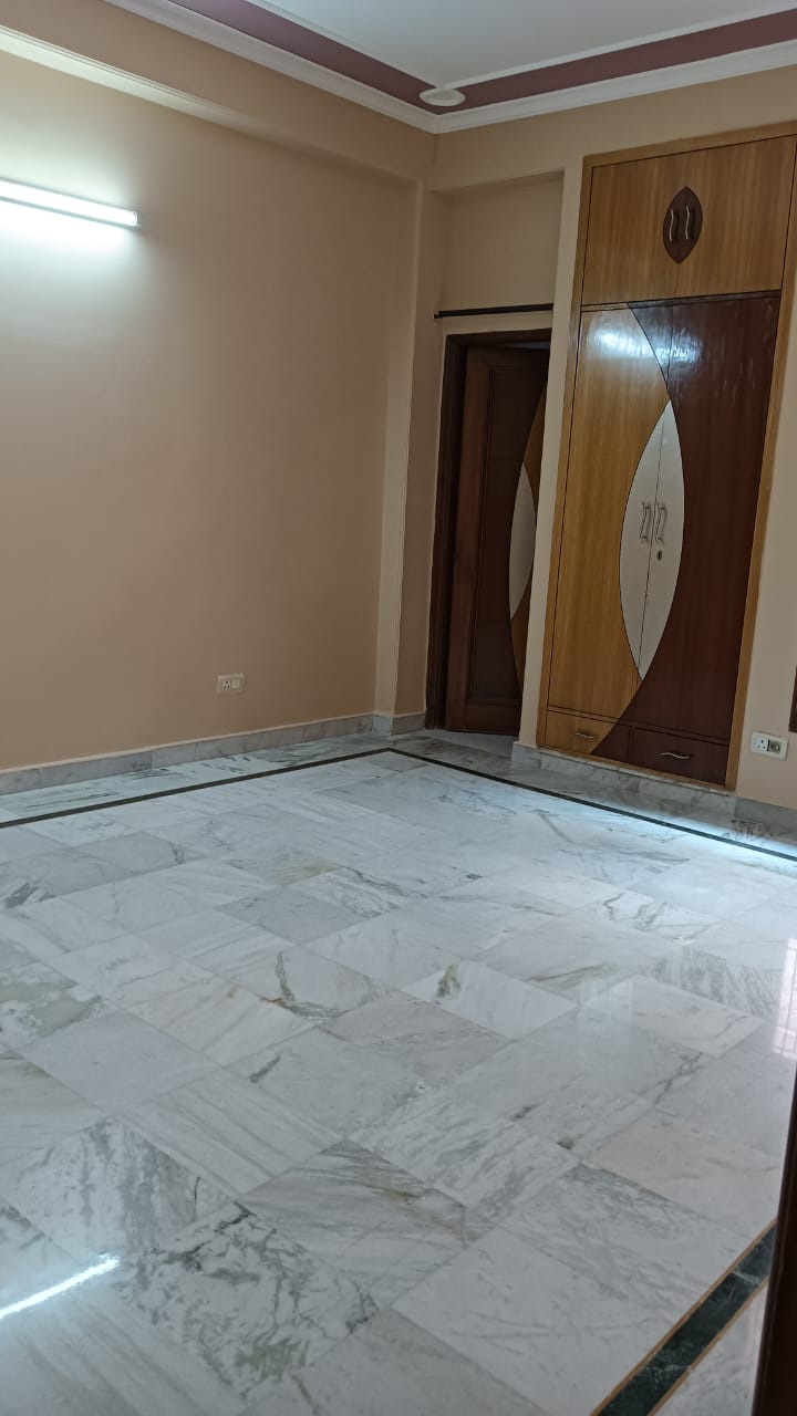 3 BHK + Extra Room Builder Floor For Rent in NTPC Township