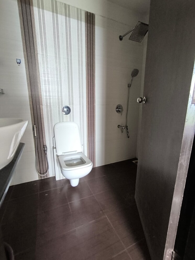 Bathroom, reliable-balaji-heights 3 Bedroom 1695 Sq.Ft. Apartment In Nerul Navi Mumbai 9348942